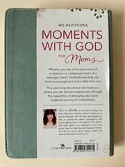 Moments with God for Moms Daily Devotional (Faux Leather)